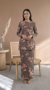Seri Elara Modern Kurung