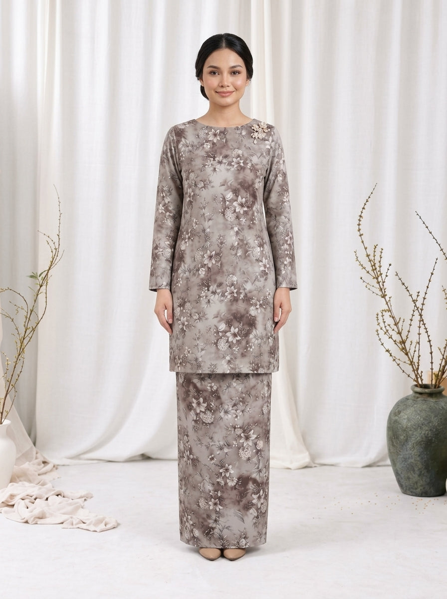 Seri Elara Modern Kurung