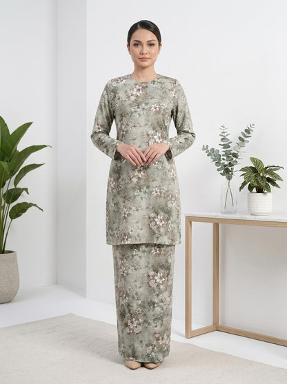 Seri Elara Modern Kurung